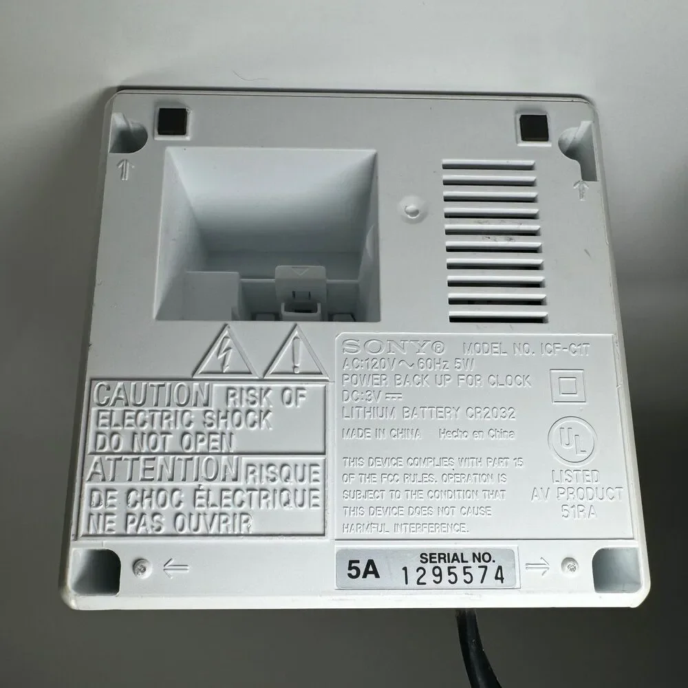 Sony ICF-C1T Alarm Clock Radio FM/AM White Cube w/ Power Cable TESTED WORKING